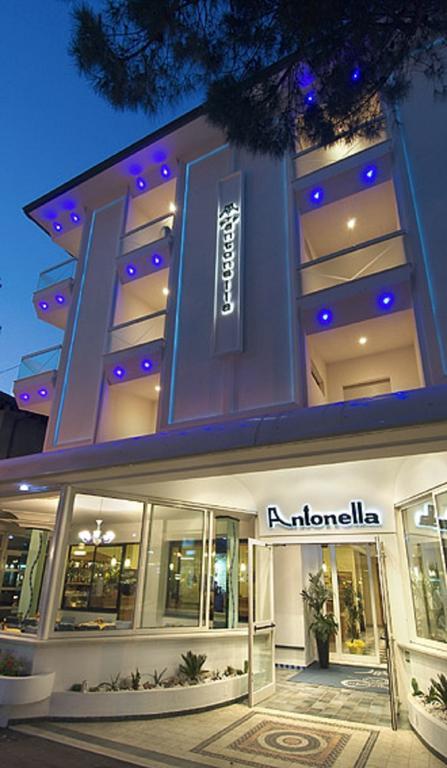 Hotel Antonella & Mael ガッテーオ・ア・マーレ エクステリア 写真