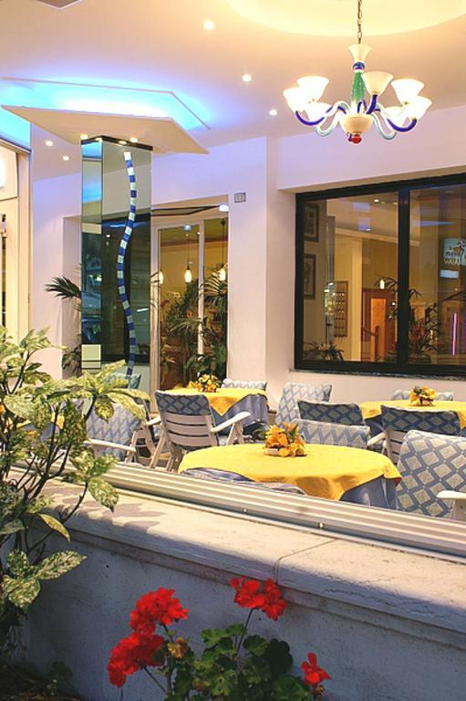 Hotel Antonella & Mael ガッテーオ・ア・マーレ エクステリア 写真